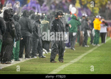 Fort Worth, Texas, USA. 27. November 2015. Baylor Bears Seitenlinie während der NCAA Football-Spiel zwischen Baylor Vs TCU im Amon G. Carter Stadium in Fort Worth, Texas. © Csm/Alamy Live-Nachrichten Stockfoto