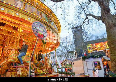 Leicester Square, London, UK. 28. November 2015. Weihnachten-Messe in Leicester Square Credit: Matthew Chattle/Alamy Live News Stockfoto