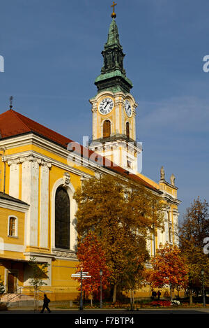 Kecskemet Ungarn Herbst Farben große Kirche Nagytemplom Innenstadt Stockfoto