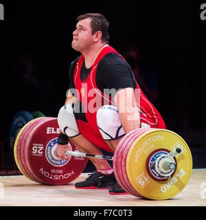 26. November 2015: Aleksei Lovchev Russland gewinnt das reissen in den Männern 105 + Klasse bei den Weltmeisterschaften der Weightlfting in Houston, Texas. Brent Clark/Alamy Live-Nachrichten Stockfoto