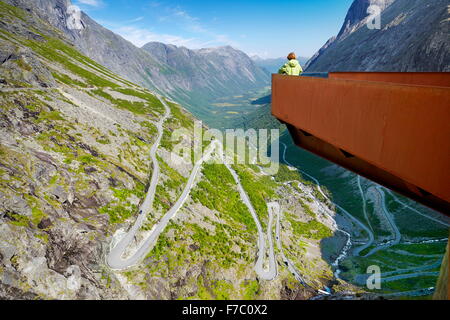 Trollstigen in der Nähe von Andalsness, Norwegen Stockfoto