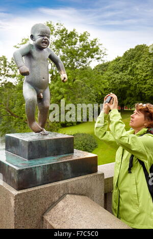 Kleine böse Junge, Vigeland Skulpturenpark, Touristenanlage, Oslo, Norwegen Stockfoto