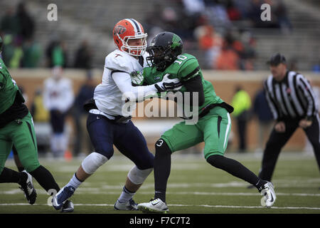 Denton, Texas, USA. 28. November 2015. 28. November 2015: Defensive back Rashad Jackson (10) von der North Texas bedeutet grün während der NCAA Football-Spiel zwischen UTEP Vs UNT Apogee-Stadion in Denton, Texas. © Jp Weber/ZUMA Draht/Alamy Live-Nachrichten Stockfoto