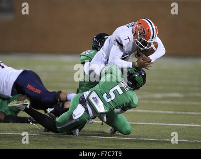 Denton, Texas, USA. 28 Nov, 2015. November 28, 2015: Während der NCAA Football Spiel zwischen UTEP vs UNT bei Apogee Stadion in Denton, Texas. © Jp Waldron/ZUMA Draht/Alamy leben Nachrichten Stockfoto