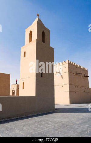 Außenansicht des neuen Museums am rekonstruierten Fort Qasr Al Muwaiji in Al Ain, Vereinigte Arabische Emirate Stockfoto