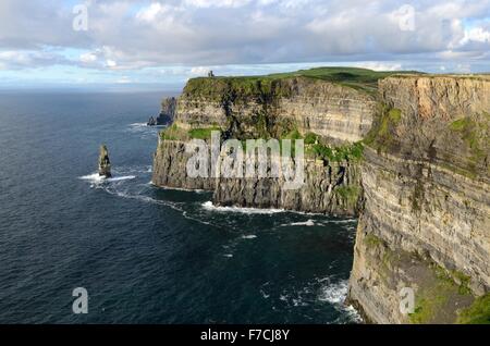 Cliffs of Moher in den späten Abend Licht Burren County Clare Irland Stockfoto