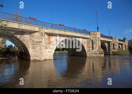 Die Brücke über den Fluss Severn in Bridgnorth, Shropshire, England. Stockfoto