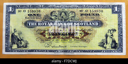 Alte königliche Bank von Schottland PLC, £1, Hinweis, 1965, UK, unterzeichnet von Robertson, gelb Stockfoto