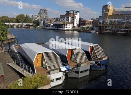 Hausboote-Kingston upon Thames, London, England, UK zwei Schlafzimmer Stockfoto