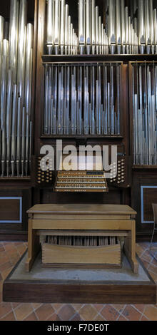 Orgel an Allerheiligen, Kingston Upon Thames, London, England, UK Stockfoto