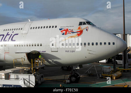 Virgin Atlantic Boeing 747 Hot Lips-Logo unter der Flagge Stockfoto