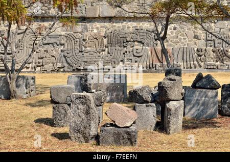 Pyramide der gefiederten Schlangen, Details, Ruinen von Xochicalco, Cuernavaca, Morelos, Mexiko Stockfoto