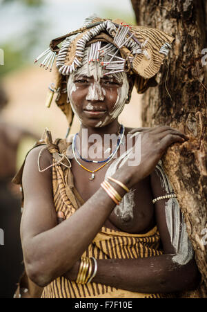 Porträt der Stamm der Mursi, Minisha Dorf, Ngabiyo, Omo-Tal, Äthiopien Stockfoto