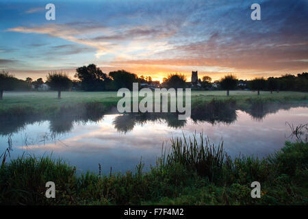 Sudbury-Auen an der Dämmerung Sudbury Suffolk in England Stockfoto