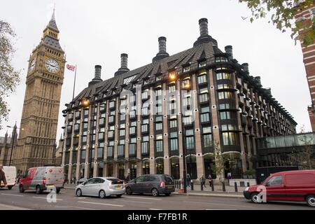 Allgemeine Ansicht GV des Portcullis House, Westminster, London, Großbritannien. Stockfoto