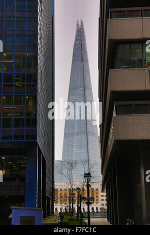 Die Scherbe angesehen von den Straßen der City of London Stockfoto