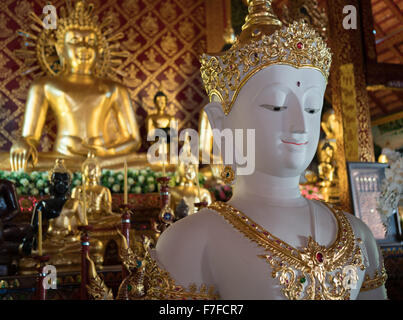 Buddha im Wat Pra Sing, Chiang Rai, Thailand Stockfoto