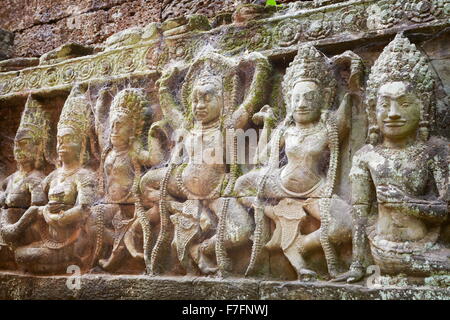 Scalptures an den Wänden der Terrasse von Leper King Tempel, Angkor, Kambodscha, Asien Stockfoto