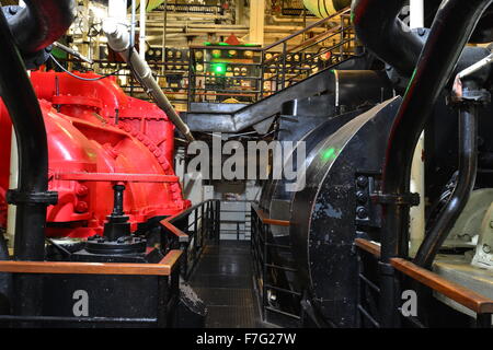 Der Maschinenraum des Queen Mary Liners Stockfoto