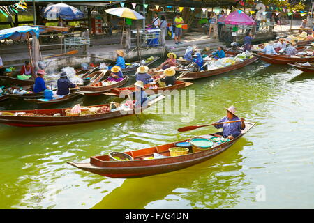 Bangkok - Tha Kha Floating Market in der Nähe von Bangkok, Thailand Stockfoto