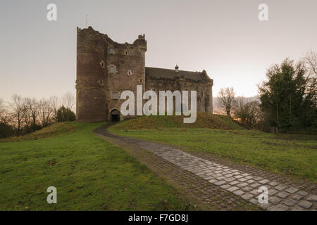 Doune Castle in späten Nachmittag herbstlichen Licht Stockfoto