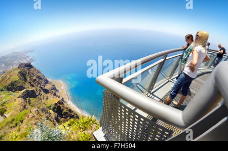 Am Cabo Girao (580 m höchsten) Klippe - Camara de Lobos Insel Madeira, Portugal Stockfoto