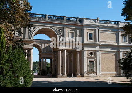 Orangieschloss (Orangerieschloss) im Park Sanssouci, Potsdam, Deutschland Stockfoto