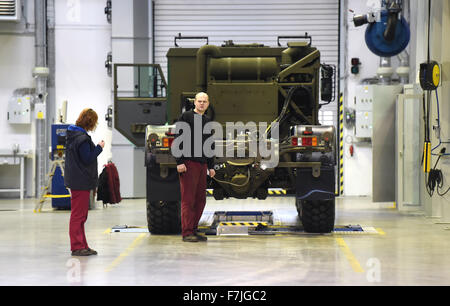 Koprivnice, Tschechische Republik. 1. Dezember 2015. Die tschechischen LKW-Hersteller Tatra LKW in Koprivnice, Tschechische Republik, 1. Dezember 2015. © Jaroslav Ozana/CTK Foto/Alamy Live-Nachrichten Stockfoto