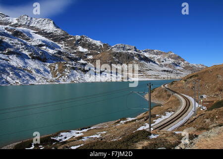 Türkisblauen Lac Blanc, Bernina-Pass Stockfoto