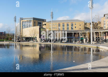 Das Spiegelbad in Bradford City Park Stockfoto