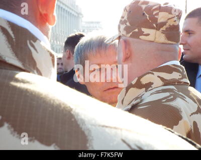 Bukarest, Rumänien. 1. Dezember 2015. Premierminister von Rumänien, Dacian Ciolos. Bildnachweis: Paul Hristea/Alamy Live-Nachrichten Stockfoto