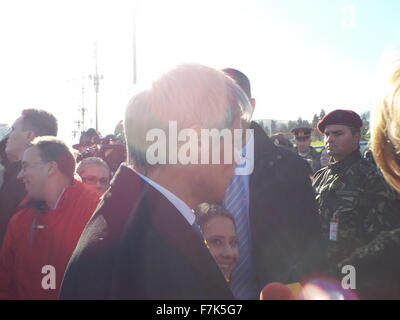 Bukarest, Rumänien. 1. Dezember 2015. Premierminister von Rumänien, Dacian Ciolos. Bildnachweis: Paul Hristea/Alamy Live-Nachrichten Stockfoto