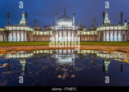 Abend im Royal Pavilion in Brighton, East Sussex, England. Stockfoto