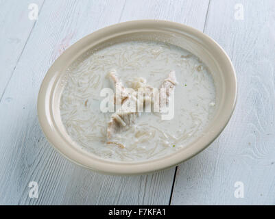 Griechische Zitrone Hühnersuppe Stockfoto