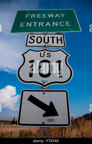 Autobahn Ortseingangsschild, US Route 101 South, Pacific Coast Highway Stockfoto