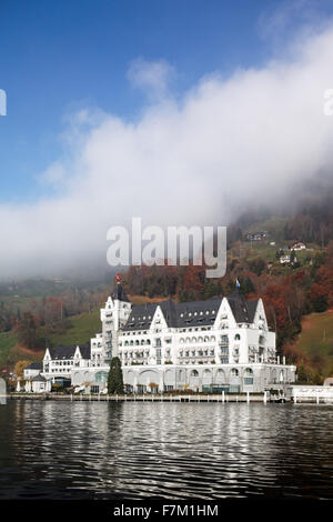 Park Hotel Vitznau am Ufer des Vierwaldstättersees, Schweiz, Europa Stockfoto