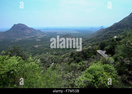 Hügel-Straße, von Grenze Kerala, Indien Stockfoto