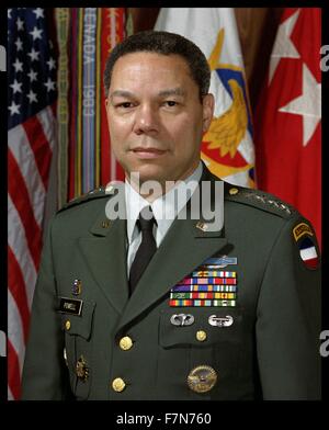 Colin Luther Powell 1990: (geboren 5. April 1937) amerikanischer Staatsmann und General der United States Army. Secretary Of State, von 2001 bis 2005, National Security Advisor (1987 – 1989), Vorsitzender der Joint Chiefs Of Staff (1989 – 1993) Stockfoto