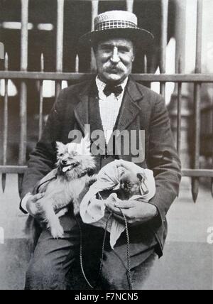 Mann mit einem Hunde, Belgien 1910 Stockfoto