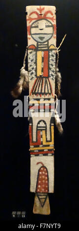 Arizonian aus Holz Tanz Zauberstäbe aus dem Stamm der Hopi von Nordamerika. Vom 19. Jahrhundert Stockfoto