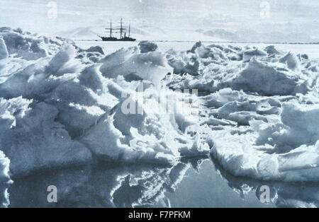 Foto an Bord der Terra Nova, ein Walfänger und polaren Expeditionsschiff für British Antarctic Expedition 1910 verwendet für Robert Falcon Scott (1868-1912) letzte Expedition. Von Herbert G. Ponting (1870-1935) professionellen Fotografen fotografiert. Datiert 1910 Stockfoto