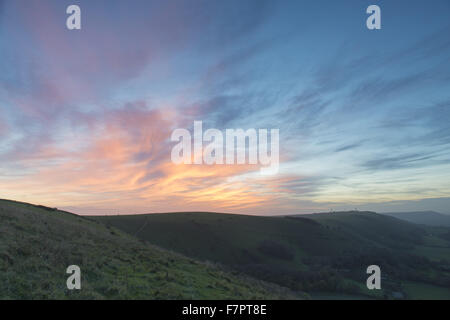 Des Teufels Deich bei Sonnenuntergang, South Downs, West Sussex. Stockfoto