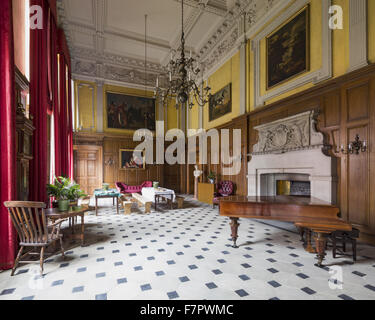 Erholung von der Stamford-Lazarett-Mensa, in der großen Halle im Dunham Massey, Cheshire. Während des ersten Weltkrieges wurde Dunham Massey in ein Lazarett umgewandelt zu einem Heiligtum aus den Schützengräben für fast 300 Soldaten. Hos Stockfoto