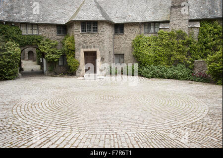 Das Haus am Coleton Fishacre, Devon.  Entworfen von Oswald Milne, 1923-26, für Rupert d ' Oyly Carte, mit Stein abgebaut von der Website gebaut. Stockfoto