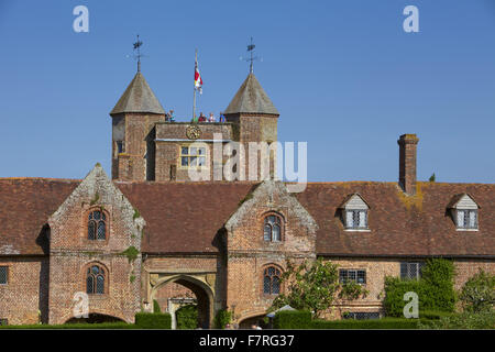 Sissinghurst Castle Garden, Kent. Sissinghurst ist ein weltberühmter Garten von Vita Sackville-West und Harold Nicolson erstellt. Stockfoto