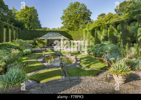 Der spanische Garten am Mount Stewart, County Down. Mount Stewart ist