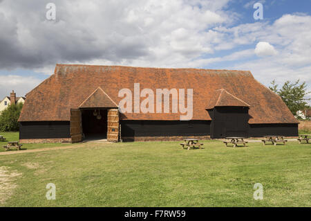 Grange Scheune, Essex. Eine von Europas ältesten Fachwerkbauten, Grange Scheune steht als bleibende Erinnerung an die einst so mächtigen Coggeshall Abbey. Stockfoto