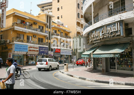 Elektronik-Fachgeschäften in Bur Dubai Souk, Dubai, Vereinigte Arabische Emirate Stockfoto