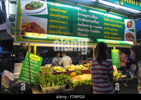 Gekochte Garküche in Chang Puak Tor, Chiang Mai, Thailand Stockfoto