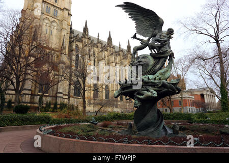 Frieden-Brunnen in der Kathedrale St. John the Divine, NYC Stockfoto